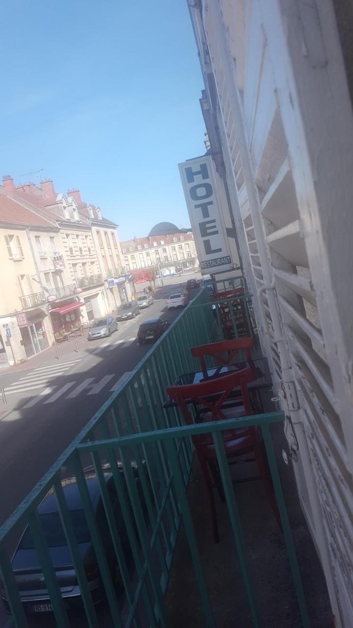 Hotel De La Cloche Sp Reims Exterior foto