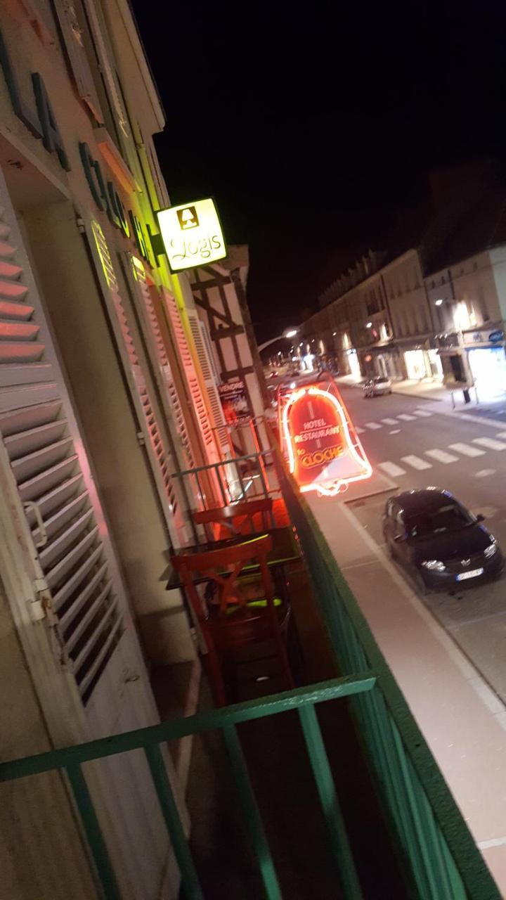 Hotel De La Cloche Sp Reims Exterior foto