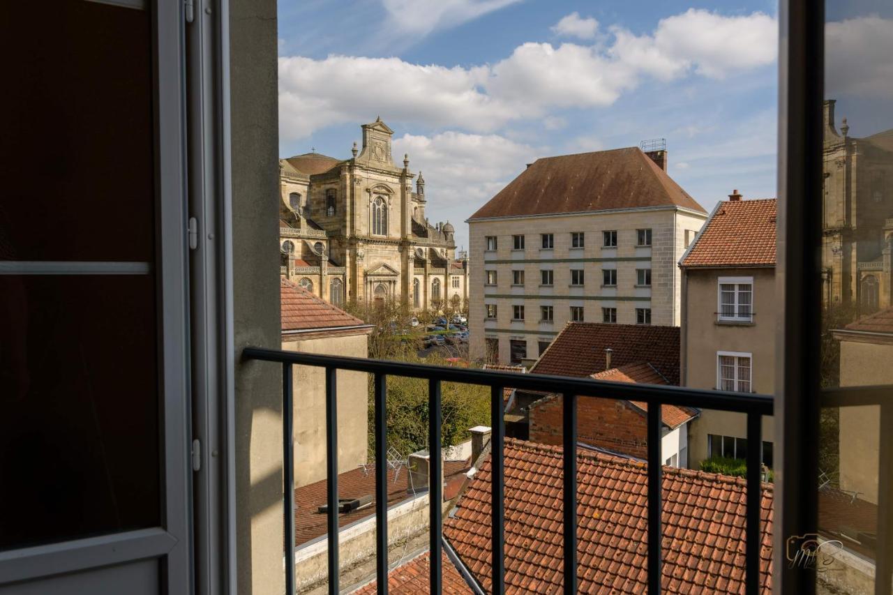Hotel De La Cloche Sp Reims Exterior foto